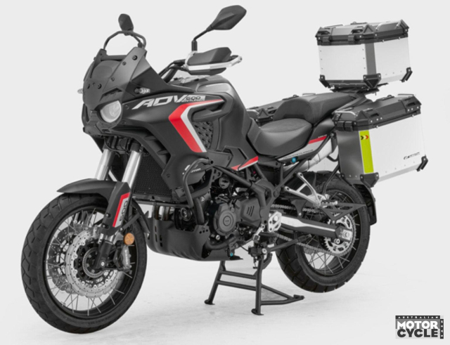 QJMotor lai tung bom tan SRK800RR nang cap xe tay ga 700cc hop so san va hon the nua - 5