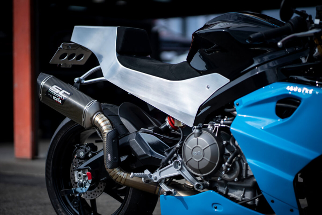 Shiro Nakajima va ban do Aprilia RS 660 khi sportbike cung co the uong ca phe - 8