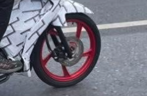 Suzuki Smash 115 All New lo dien khi dang chay thu Nhieu nang cap dang gia nhat la phanh ABS - 4