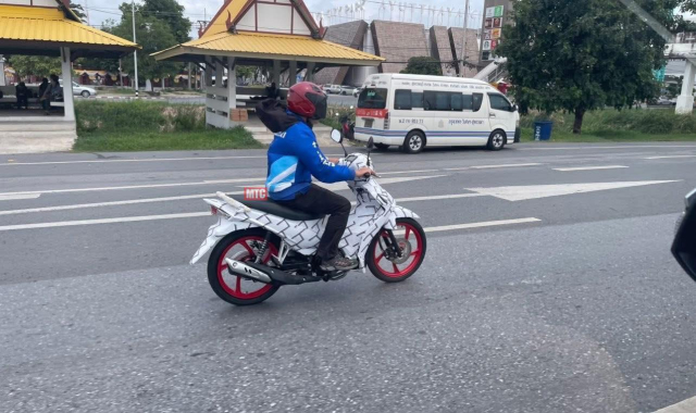 Suzuki Smash 115 All New lo dien khi dang chay thu Nhieu nang cap dang gia nhat la phanh ABS - 5