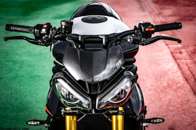 Triumph Speed Triple 1200 RS 2025 Quai thu Anh Quoc vua tinh te vua nghich ngom