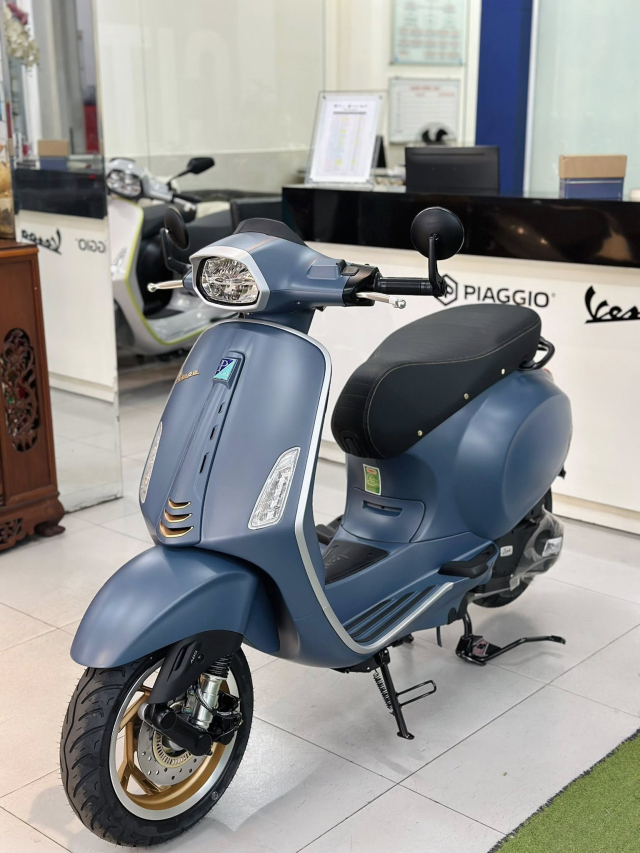 Vespa Sprint Officina 8 ra mat thi truong Viet voi 2 phien ban co gia ban tu 922 trieu dong - 4