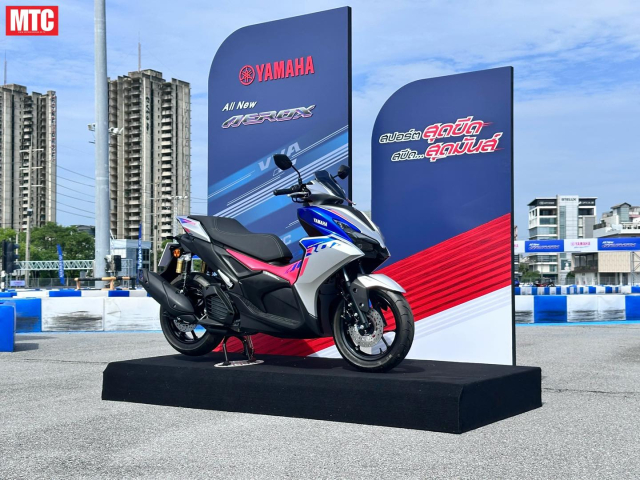 Yamaha Aerox 2026 ra mat o Thai co gia ban cao hon nhung it cong nghe hon so voi NVX 155 o nuoc ta