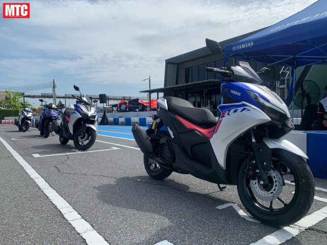 Yamaha Aerox 2026 ra mat o Thai co gia ban cao hon nhung it cong nghe hon so voi NVX 155 o nuoc ta - 4