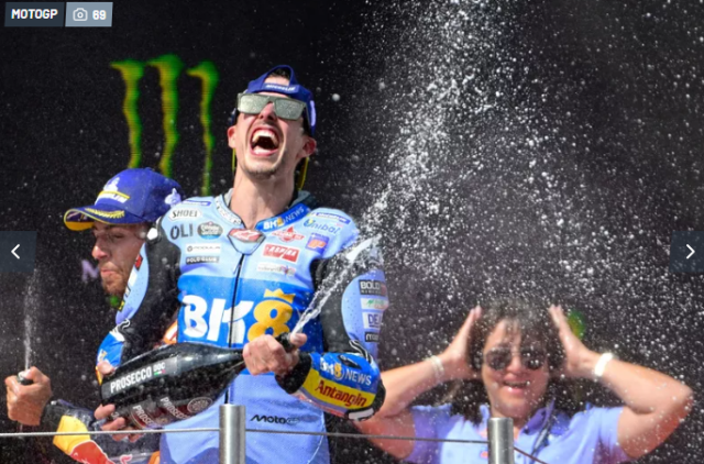 Alex Marquez thang Catalan GP Anh em nha Marquez viet nen kich ban kho tin tai Barcelona - 4
