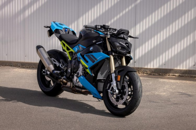 BMW S 1000 R 2025 ra mat tai An Do Roadster chuan chat choi vua manh me vua thuc dung