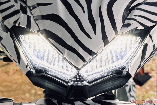 DNA Sugomi cua Kawasaki lo dien tren Super moped MODENAS moi