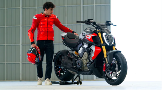 Ducati Diavel V4 RS 2026 trinh lang Khi quai thu co bap khoac ao sieu mo to