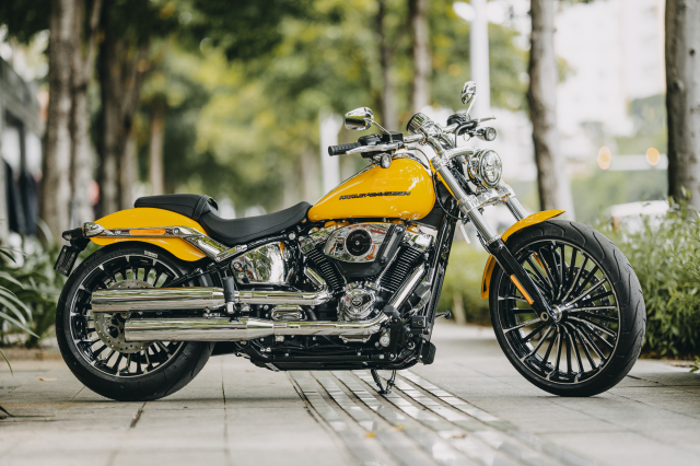 HarleyDavidson Breakout 2025 tro lai Viet Nam Khi dam me co bap My song day tren pho