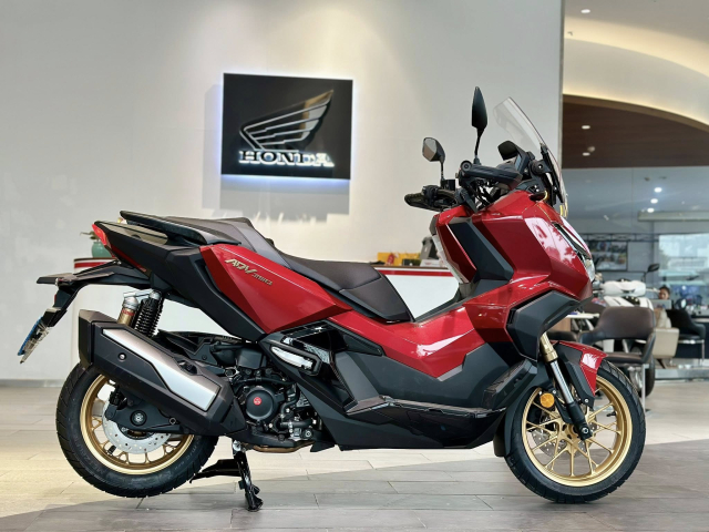 Hinh anh thuc te cua Honda ADV350 vua ve cac dai ly trong nuoc Som hon mot tuan so voi cong bo