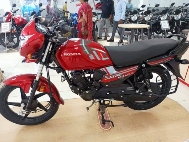 Hinh anh thuc te xe con tay Honda Shine 100 DX 2026 vua ve dai ly voi gia ban chi 19 trieu dong - 4
