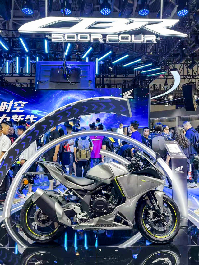 Honda CBR500R Four 2026 Giac mo 4 xylanh o phan khuc tam trung da thanh su that - 14
