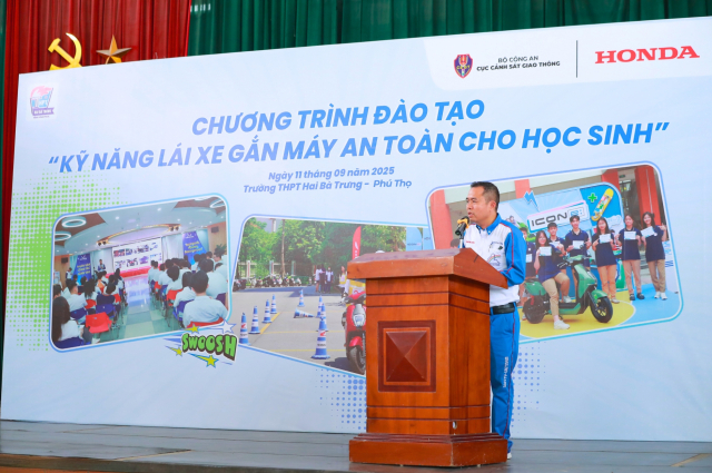Honda khoi dong khoa boi duong kien thuc phap luat va ky nang lai xe gan may an toan cho hoc sinh - 6