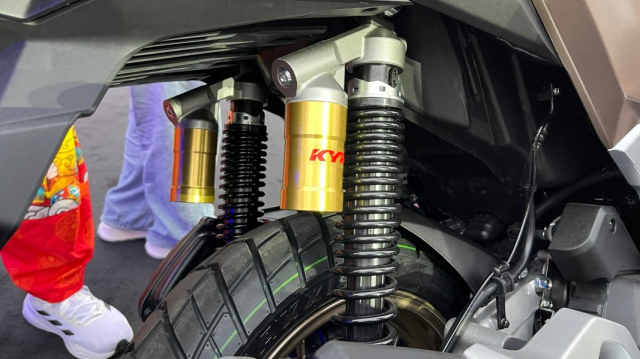 Honda NS150XC mau xe ga ADV co thiet ke hoan toan moi phuoc KYB phanh ABS va ca man hinh TFT - 10