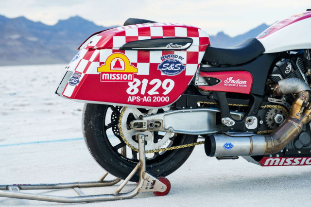 Khi Indian Challenger pha ky luc tai Bonneville - 8