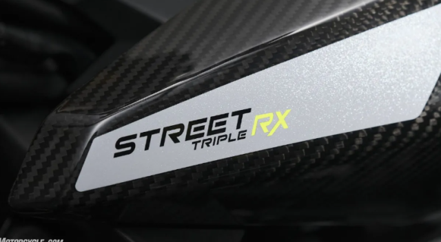 Lo tin Triumph Street Triple 765 RX 2026 Moto2 Edition Khi dam me tiep tuc duoc nuoi duong