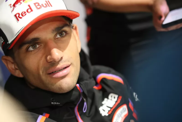 Luca Marini va Johann Zarco ky hop dong MotoGP moi voi Honda - 4
