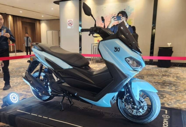 Modenas Elit 150S doi thu moi cua PCX 160 vua ra mat voi gia chi 425 trieu Dong
