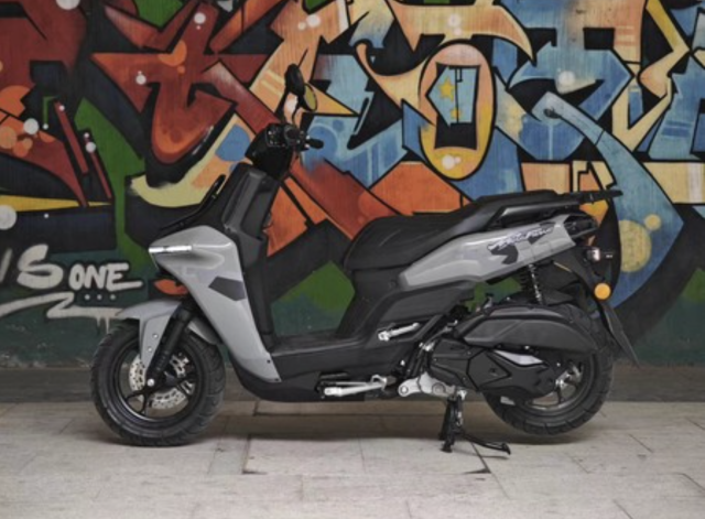 Motofino Explor150 mau xe ga offroad doc dao dong co DOHC va co gia re ngang Honda Vision - 5