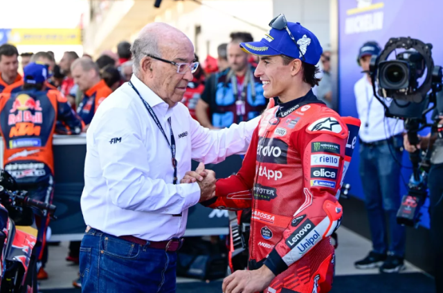 MotoGP va su thong tri cua Marc Marquez Huyen thoai dang viet tiep trang su