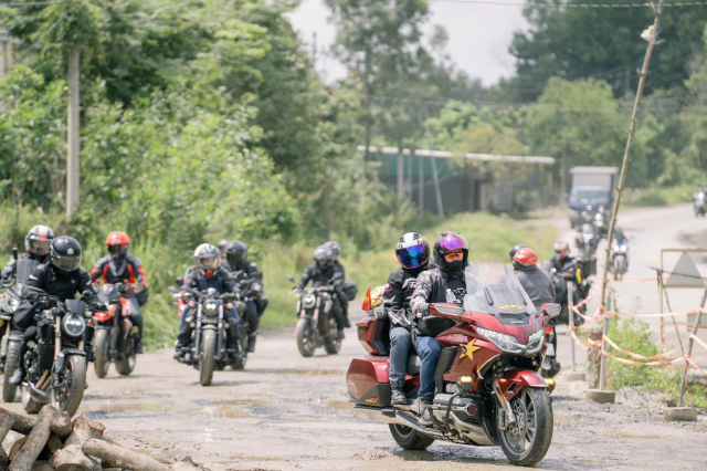 Nhin lai hanh trinh Honda Biker Rally Da Lat 3 ngay Hon 600 biker Chung mot tinh than - 4