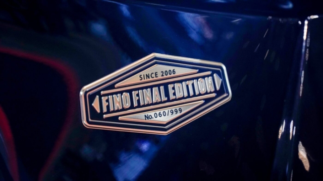 Phien ban ky niem 60 nam Yamaha Fino Final Edition trinh lang voi gia ban chi khoang 36 trieu Dong