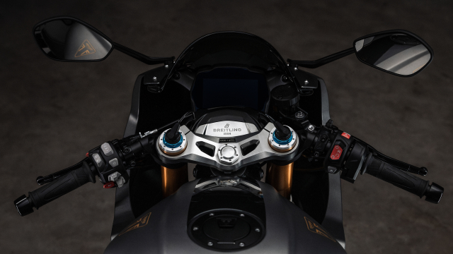 Triumph Speed Triple 1200 RR Breitling Limited Edition lo dien - 6