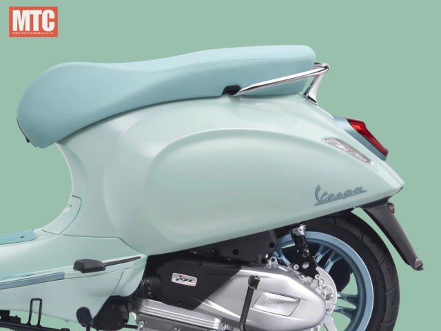 Vespa Primavera S 150 Touring the he moi vua ra mat o Thai voi nhieu phoi mau rat dep - 6