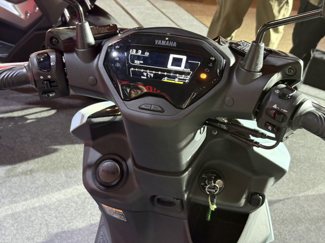 Yamaha ra mat Cygnus XXR the he thu 7 voi nhieu cai tien ve thiet ke va trang bi - 7