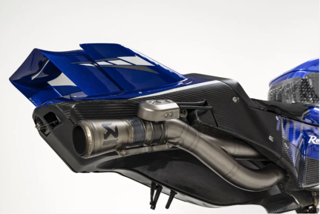 Yamaha YZRM1 V4 chinh thuc lo dien Chuong moi cho ky nguyen MotoGP cua Yamaha - 4