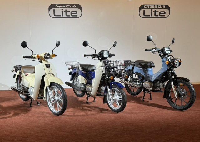 Bo ba Super Cub 110 Lite Pro Lite va Cross Cub 110 Lite ra mat Van dang huyen thoai nhung re hon