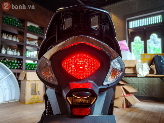 Can canh SYM TPBW 125 doi trong moi cua Vision vua ra mat o nuoc ta voi gia ban rat canh tranh - 38