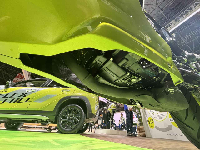 Hinh anh thuc te cua Suzuki Gixxer SF 250 FFV phien ban su dung xang sinh hoc 85 Ethanol - 17