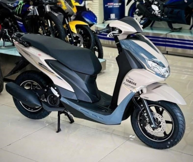 Hinh anh thuc te cua Yamaha FreeGo S 2026 vua len ke tai cac dai ly o nuoc ta