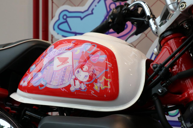 Honda gioi thieu phien ban hop tac thu hai Kuromi Monkey 125 ban kem phu kien cho Fan cua Kuromi - 4