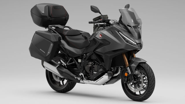 Honda NT1100 2026 lo dien Van la nguoi ban duong dang tin du khong co gi moi me