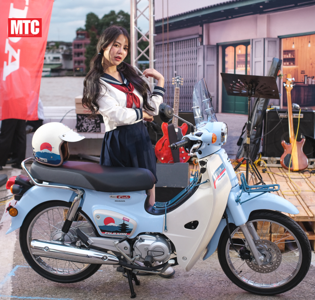 Honda ra mat Super Cub FUJISAN Limited Edition voi so luong gioi han chi 500 chiec