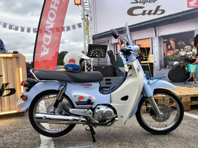 Honda ra mat Super Cub FUJISAN Limited Edition voi so luong gioi han chi 500 chiec - 4