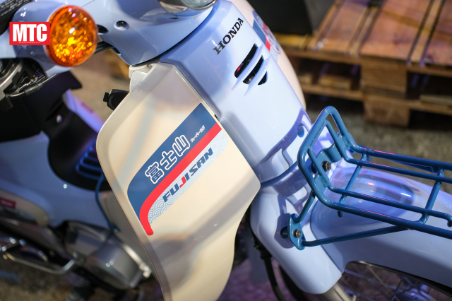 Honda ra mat Super Cub FUJISAN Limited Edition voi so luong gioi han chi 500 chiec - 10