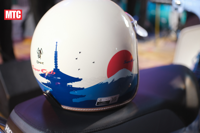 Honda ra mat Super Cub FUJISAN Limited Edition voi so luong gioi han chi 500 chiec - 12