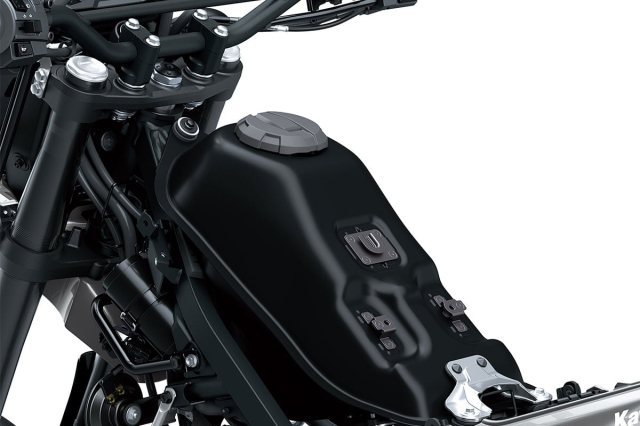 Kawasaki KLX230 SSM 2025 ra mat Malaysia lua chon moi cho anh em me offroad va supermoto - 10