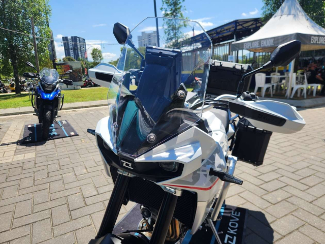 Kove 800X GT Lan gio moi cho anh em dam me Adventure Touring tai Malaysia - 6
