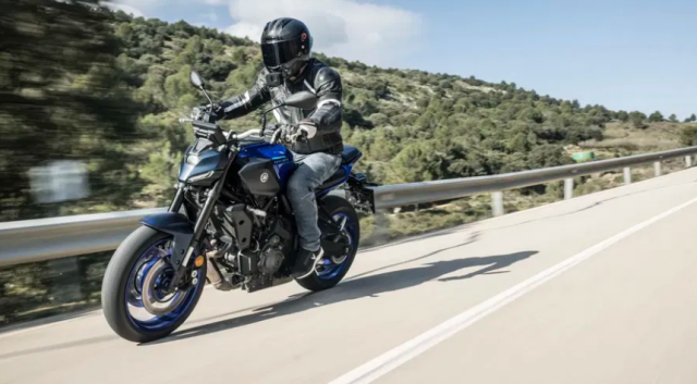 Lieu mot chiec Yamaha R7 moi voi nhieu nang cap co the ra mat tai EICMA khong - 4