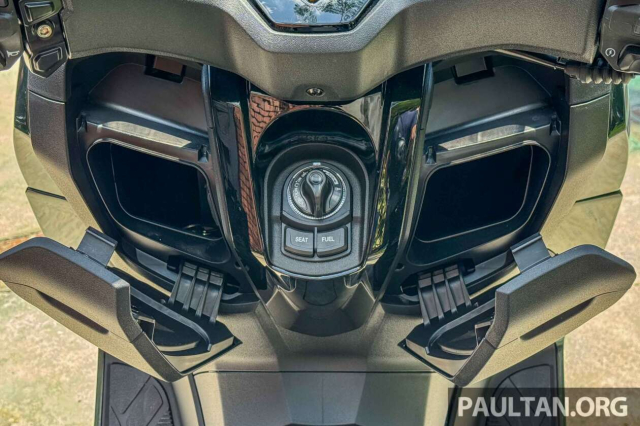 Mau xe tay ga 250cc gia chi gan 79 trieu Dong vua ra mat o Malaysia co gi dac biet - 12