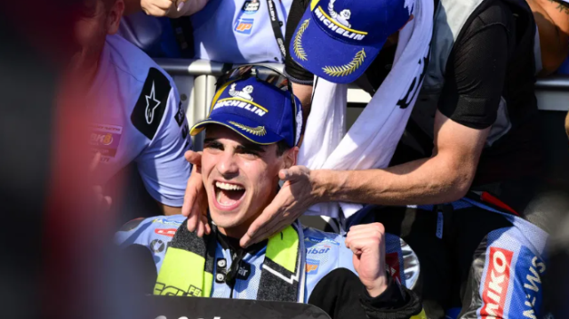 MotoGP Indonesia GP Fermin Aldeguer thong tri khi Marc Marquez gap tai nan - 7