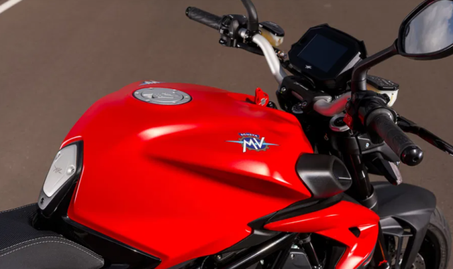 MV Agusta Brutale 800 2026 ra mat Khi su tinh te Y gap lai ban nang hoang da - 4