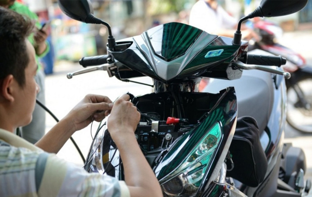 Quy dinh ve viec do den hoac gan them phu kien cho xe 50cc