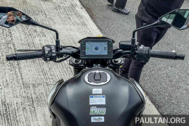 Ra mat Kawasaki Z900 2026 Chien binh Sugomi the he moi tinh te hon du dan hon - 10
