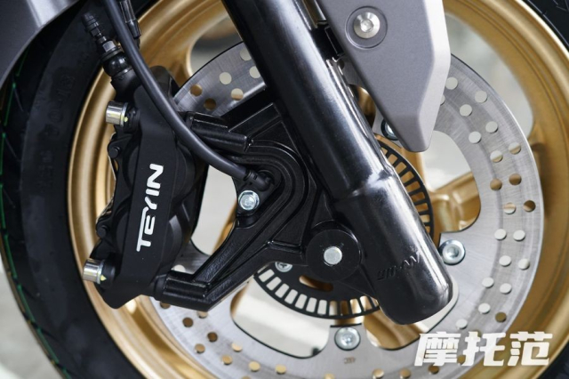 Ra mat xe tay ga 250cc chat nhu XMax nhung gia re ngang ngua Air Blade 160 - 6