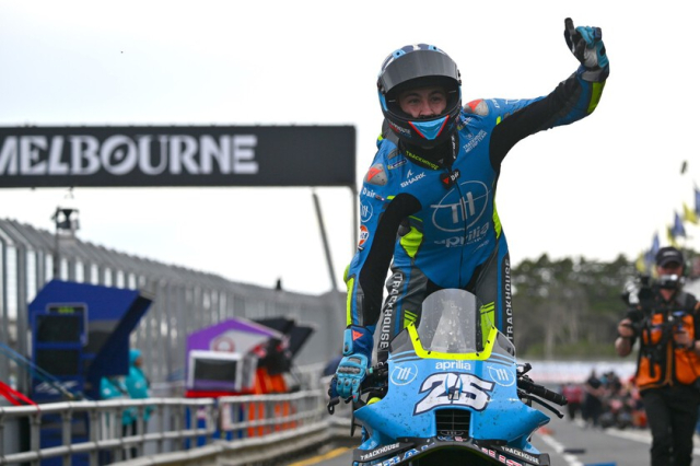 Raul Fernandez va chien thang dau tien day cam xuc tai Phillip Island - 6